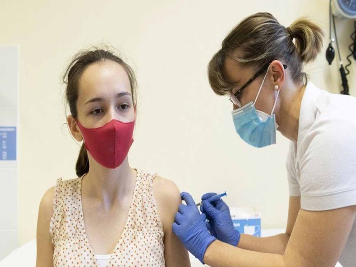 ఆ ప్ర‌భుత్వం మ‌రో కీల‌క నిర్ణ‌యంః వ్యాక్సిన్ తీసుకున్న ఆ మూడు రోజులు…