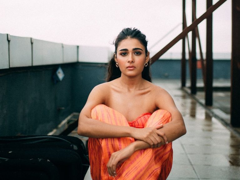 గుర్తుపట్టలేని విధంగా అర్జున్ రెడ్డి హీరోయిన్.. మరీ ఇంతలానా?