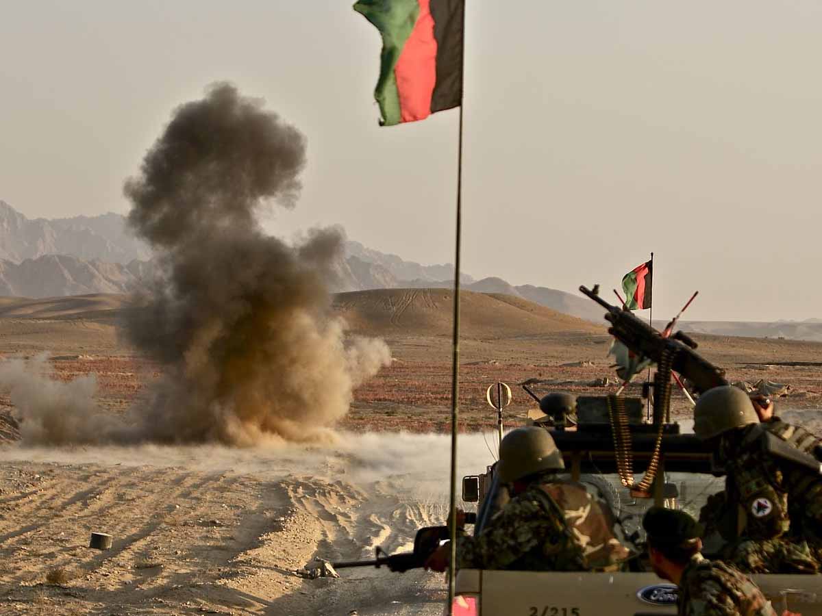 ఆఫ్ఘ‌న్‌లో రెచ్చిపోతున్న ఉగ్ర‌వాదులుః కీల‌క ప్రాంతాలు స్వాదీనం…