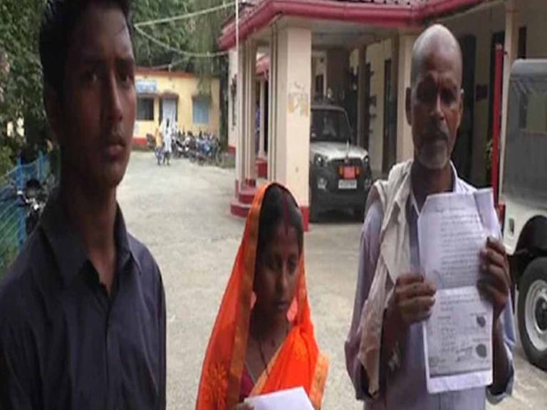 పెళ్లి చేసుకొని ఏడాది తరువాత తిరిగొచ్చిన జంటకు…ఊహించని బహుమానం…