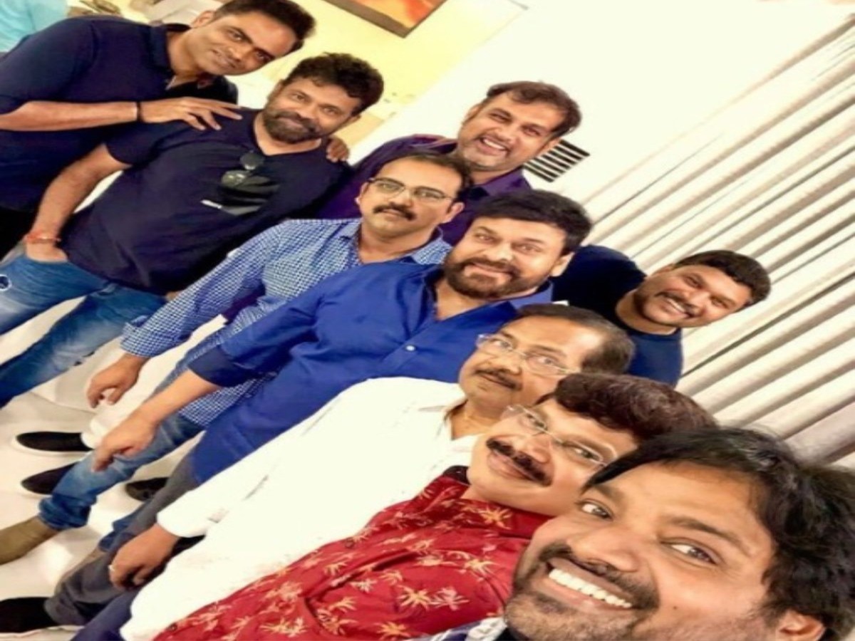సింగిల్ ఫ్రేమ్ లో టాలీవుడ్ స్టార్ డైరెక్టర్స్