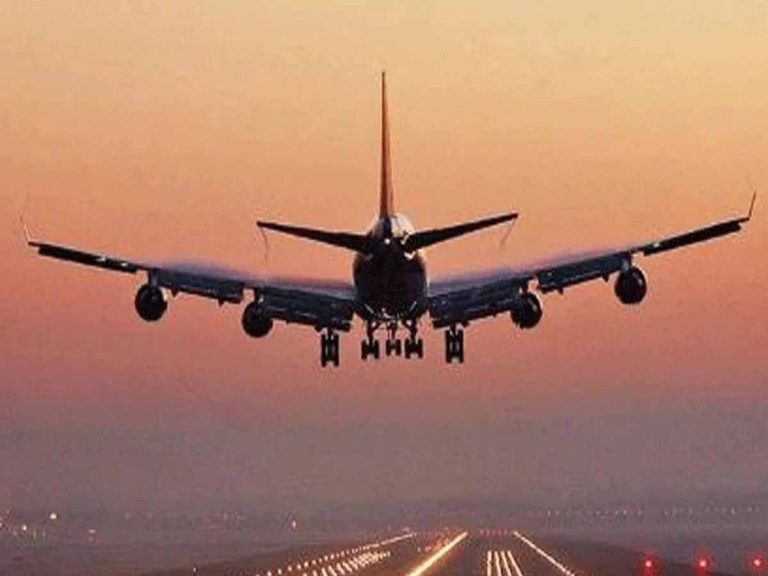 యూఏఈ కీల‌క నిర్ణ‌యంః భార‌త్‌తో స‌హా 14 దేశాల‌పై నిషేదం…