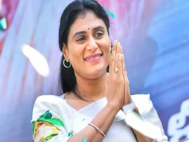 టీఆర్ఎస్ పై ష‌ర్మిల ఫైర్‌…కేసీఆర్ కుటుంబం త‌ప్ప‌…