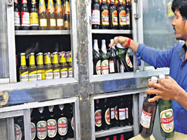 తెలంగాణలో తగ్గనున్న బీర్ల ధరలు !