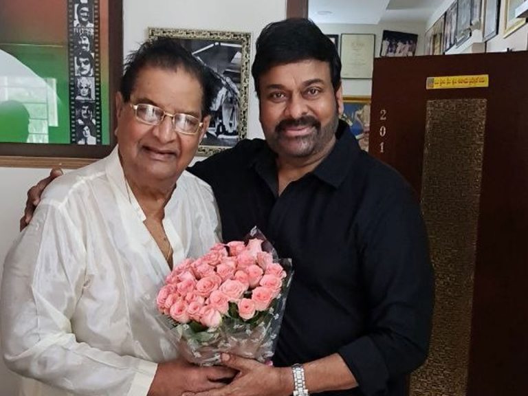 కైకాల సత్యనారాయణ ఇంటికి వెళ్లిన మెగాస్టార్ దంపతులు