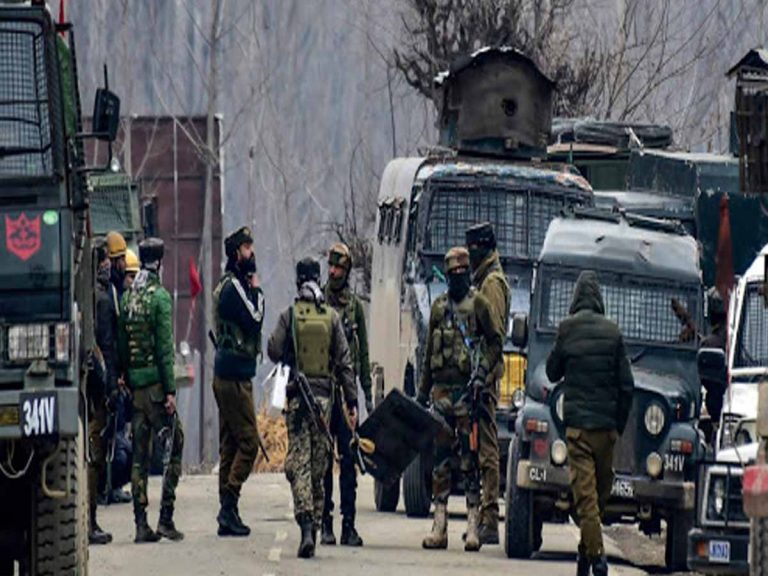 పుల్వామాలో మ‌రో ఎన్‌కౌంట‌ర్‌…ముగ్గురు తీవ్ర‌వాదులు హ‌తం…