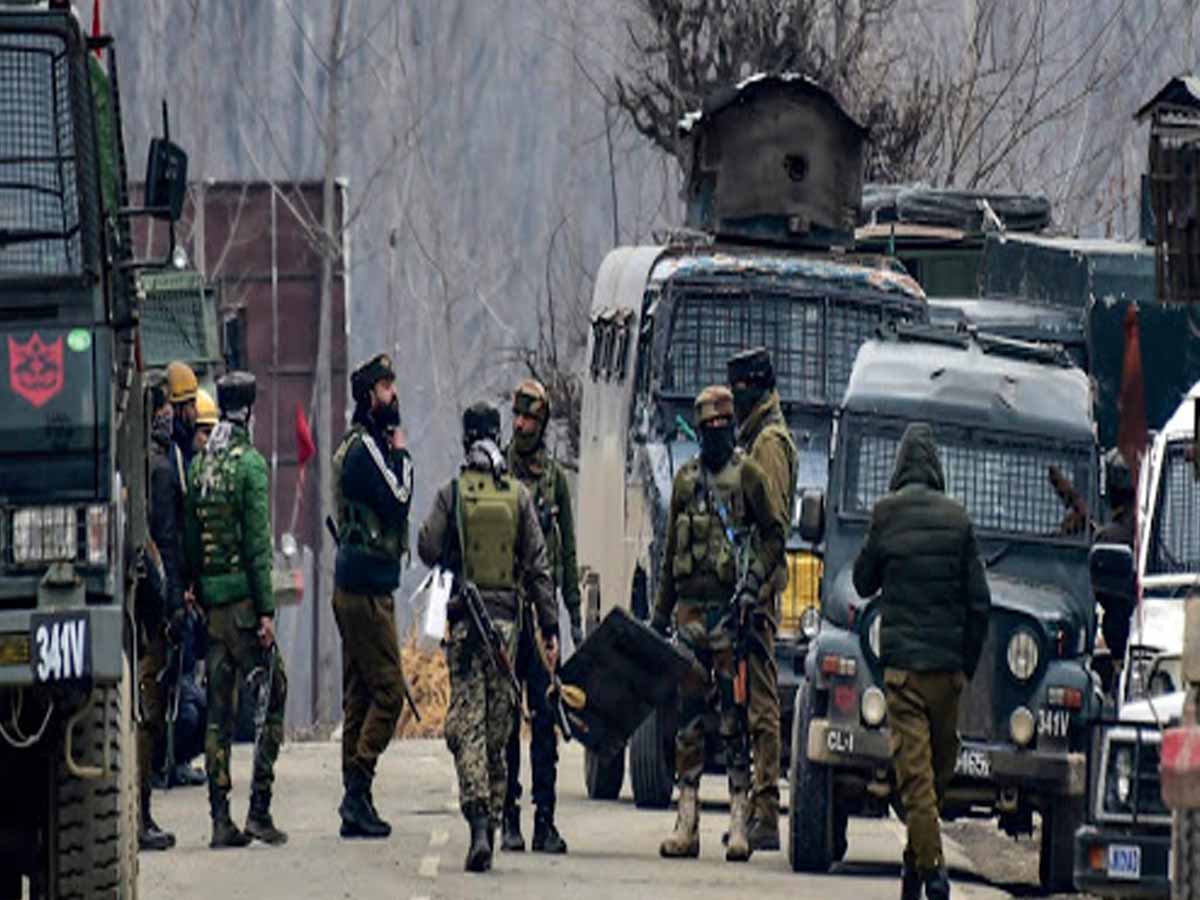 పుల్వామాలో మ‌రో ఎన్‌కౌంట‌ర్‌…ముగ్గురు తీవ్ర‌వాదులు హ‌తం…