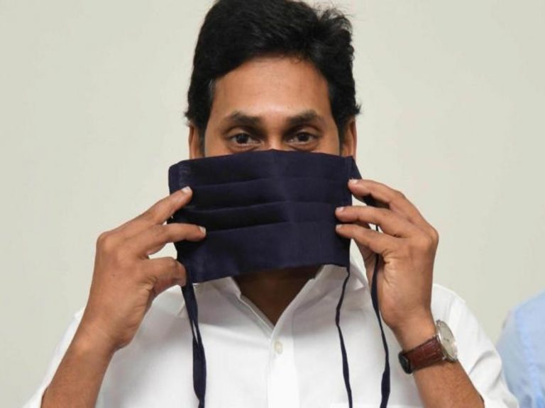 మాస్క్ ధ‌రించ‌కుంటే వంద ఫైన్‌…