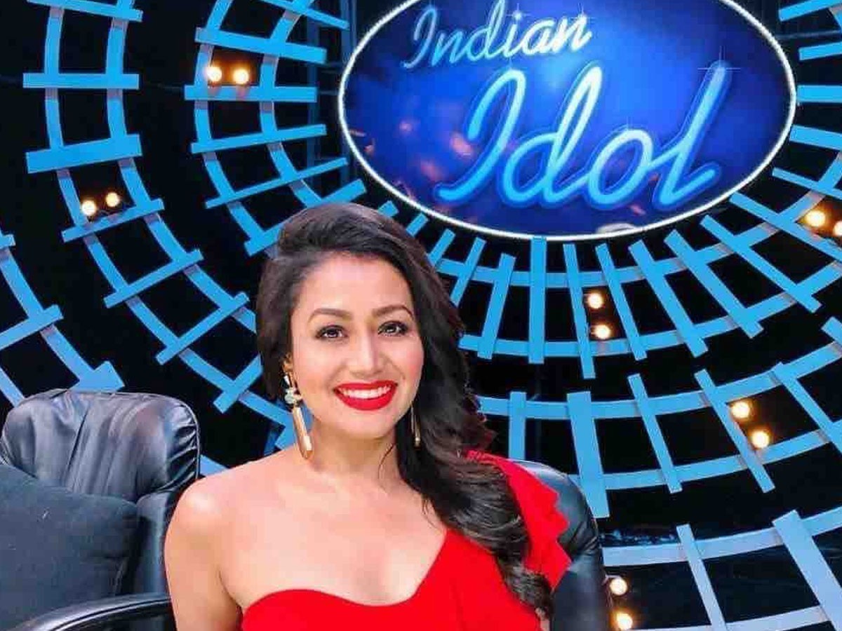 ఆరు కోట్ల ఫాలోయర్స్ తో అందాల గాయనీ అరుదైన రికార్డ్!