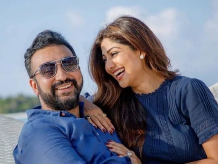 రాజ్‌ కుంద్రాకు భారీ షాక్ ఇచ్చిన ఉద్యోగులు