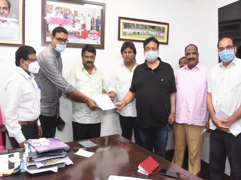 సినిమా థియేటర్ల సమస్యలు పరిష్కరిస్తా- తలసాని