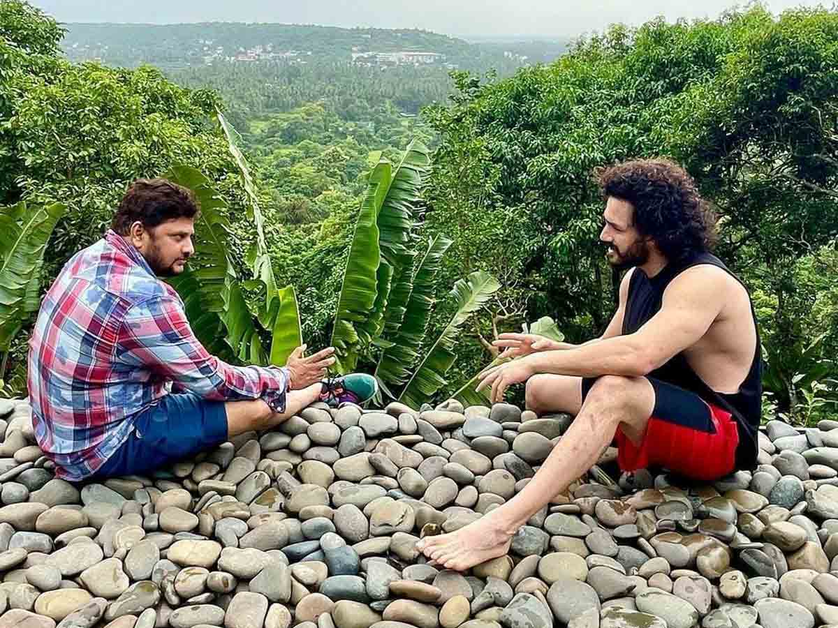 “ఏజెంట్”తో సురేందర్ రెడ్డి చర్చలు