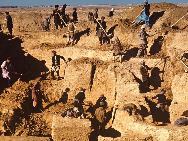 ఆ ఖజానా తాలిబన్లు కు దక్కుతుందా?