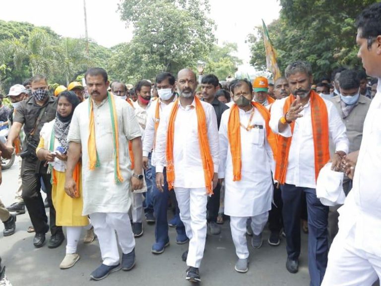 ఈనెల 20 నుంచి హుజురాబాద్‌ లో బండి సంజయ్‌ ప్రచారం