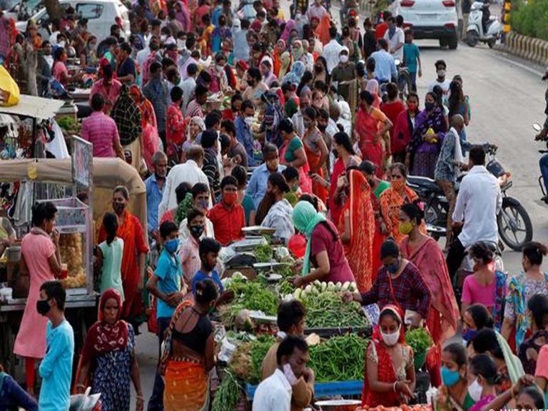 పండగలొస్తున్నాయ్‌…థర్డ్‌వేవ్‌తో గేమ్స్‌ వద్దు!!