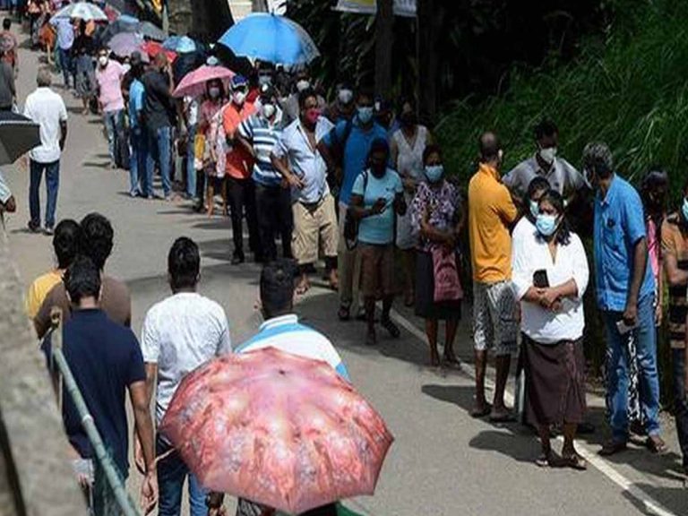 అక్క‌డ డెల్టా వేరియంట్ పంజా… ఆసుప‌త్రులు కిట‌కిట‌…