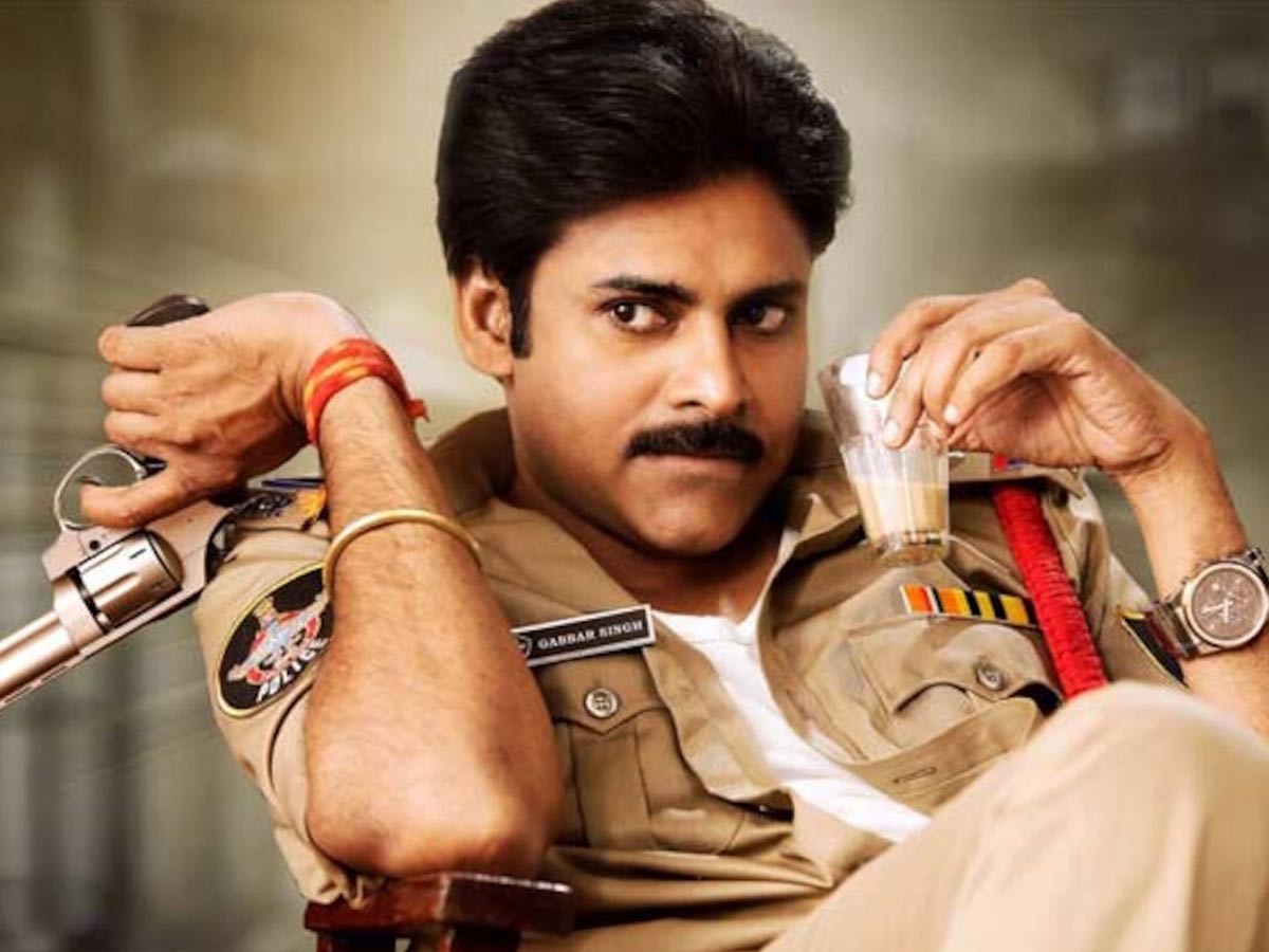 మరోసారి వెండితెరపై “గబ్బర్ సింగ్”… ఏకంగా 100 షోలు