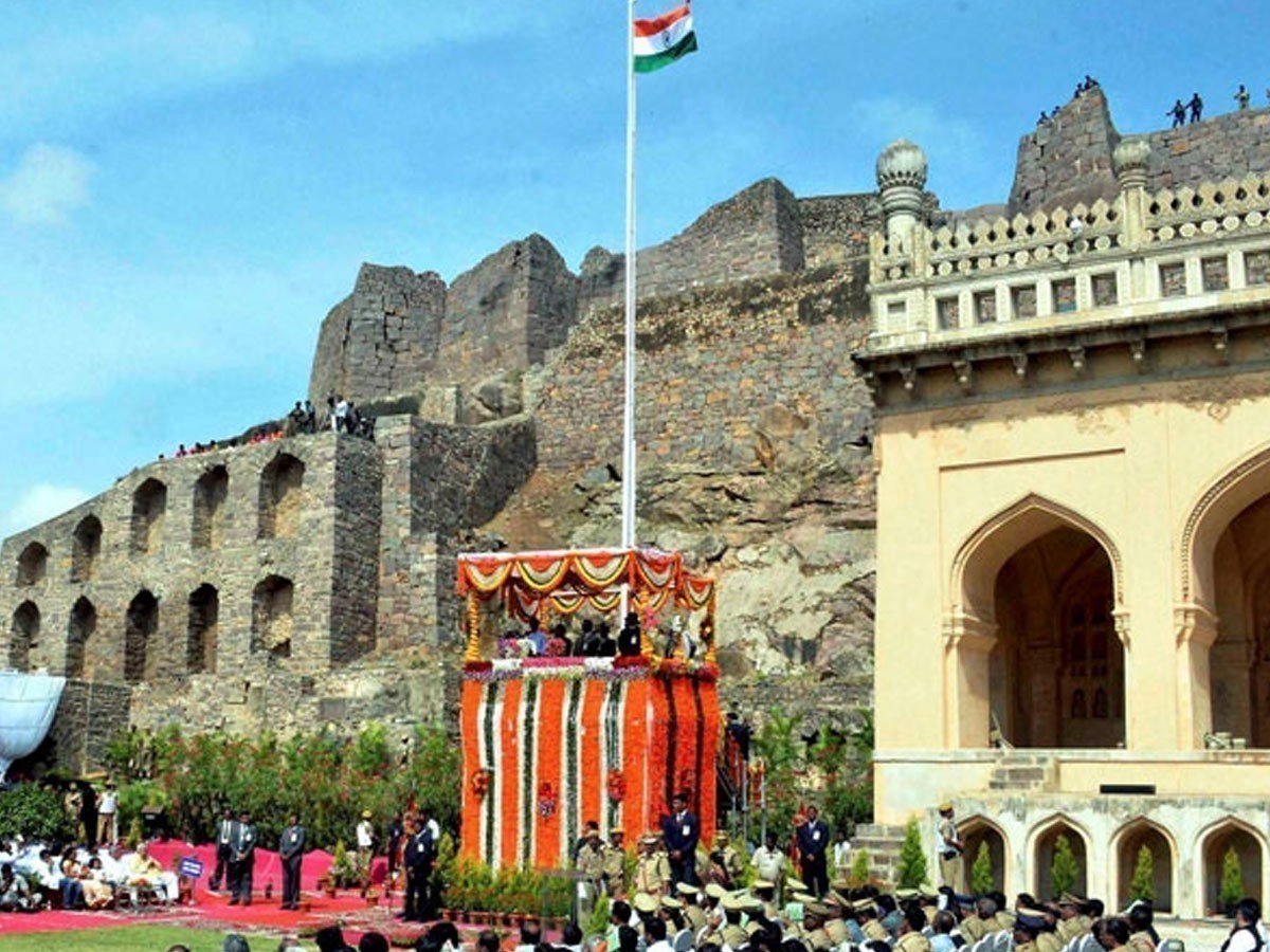 గోల్కొండ కోటలోనే పంద్రాగస్టు వేడుకలు..