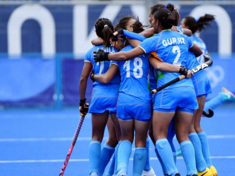 ఒలింపిక్స్‌.. రేపు మహిళల హాకీ సెమీఫైనల్‌.. భారత్‌ రికార్డు..!