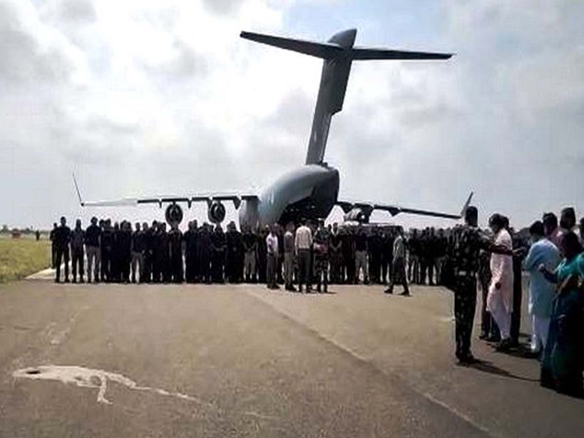 కాబూల్ నుంచి అధికారులను భారత్‌కు త‌ర‌లింపు…