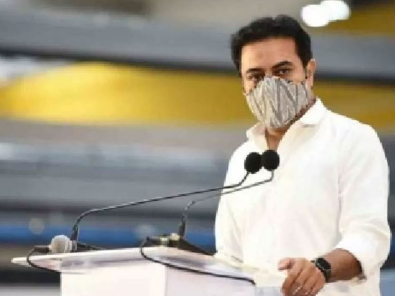 గతంలో చూడలేని అభివృధ్ధి జరుగుతుంది-కేటీఆర్