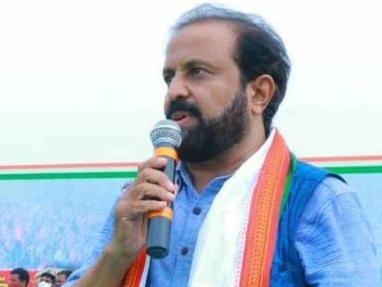 కోమటిరెడ్డిపై మధుయాష్కీ ఫైర్… బయటకు వెళ్లానుకుంటే వెళ్లచ్చు !