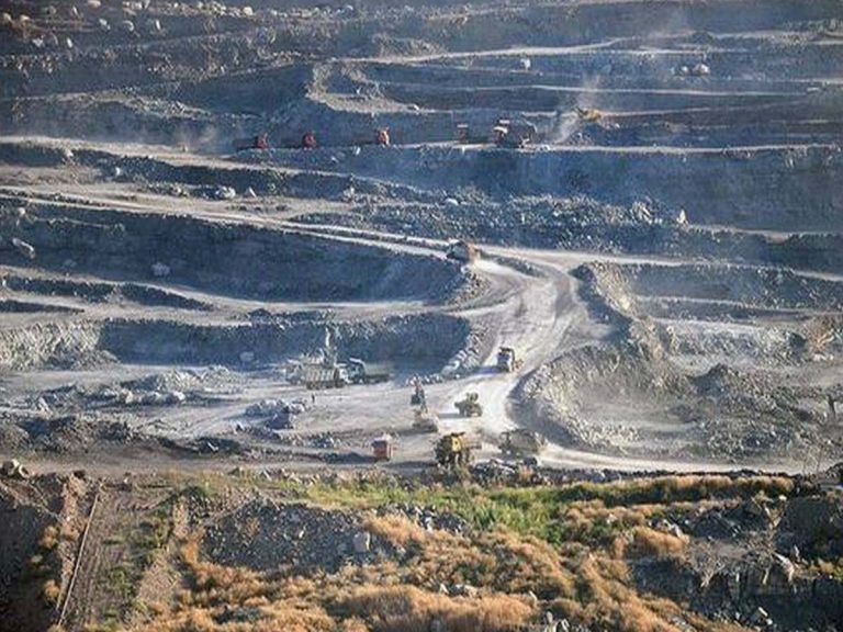 సింగరేణి ఓపెన్ కాస్ట్‌2 లో ప్రమాదం… ముగ్గురు మృతి…