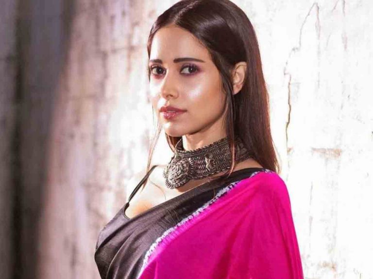 ఒత్తిడితో ఆసుపత్రి పాలైన బాలీవుడ్ నటి!