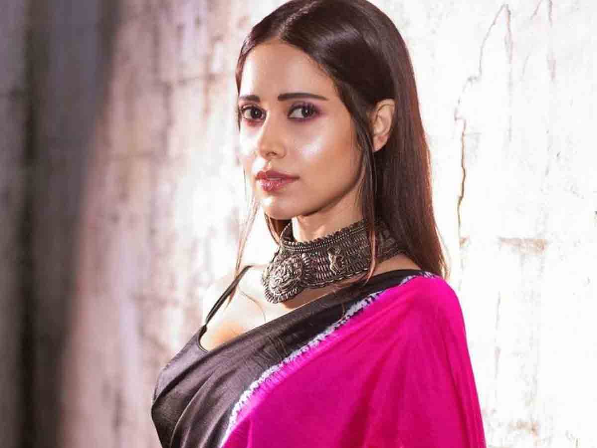 ఒత్తిడితో ఆసుపత్రి పాలైన బాలీవుడ్ నటి!