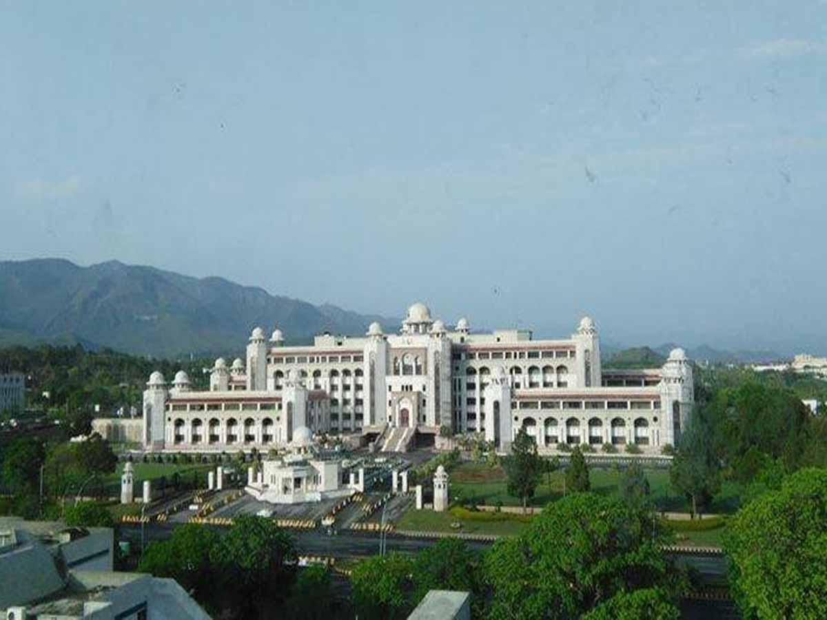 డబ్బులకోసం ప్రధాని ఇల్లు అద్దెకు…