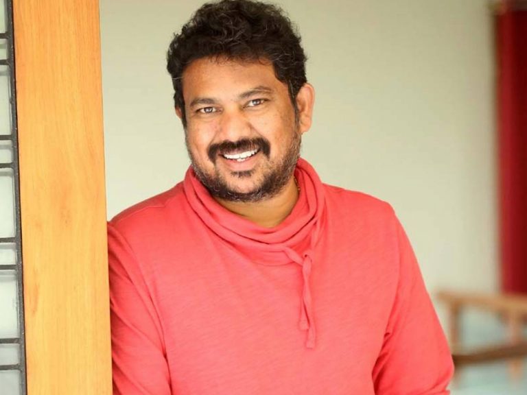 దర్శక నిర్మాతగా దూసుకుపోతున్న రమేశ్ వర్మ