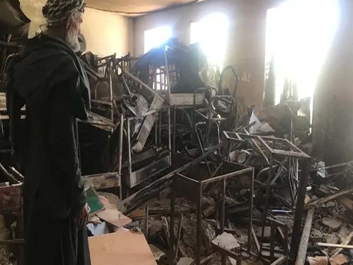 ఆ రికార్డుల‌ను అందుకే త‌గ‌ల‌బెట్టేస్తున్నార‌ట‌…