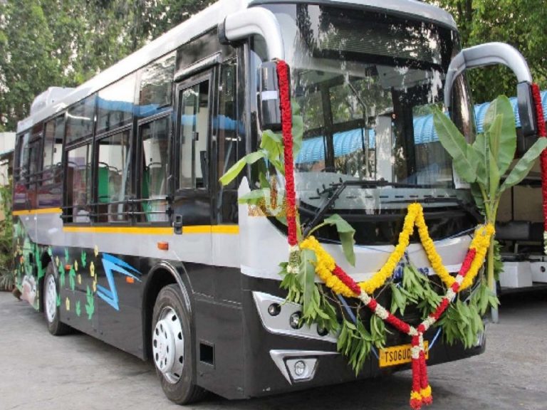 టీటీడీ కీల‌క నిర్ణ‌యం… ఘాట్‌రోడ్డులో ఇక‌పై ఆ వాహానాలు…