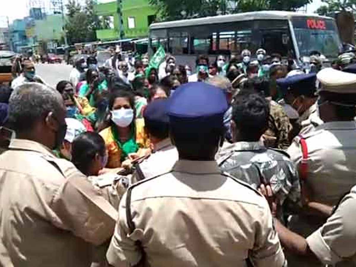 అమ‌రావ‌తిలో ఉద్రిక‌త్త‌…మ‌హిళ‌లు అరెస్ట్‌…