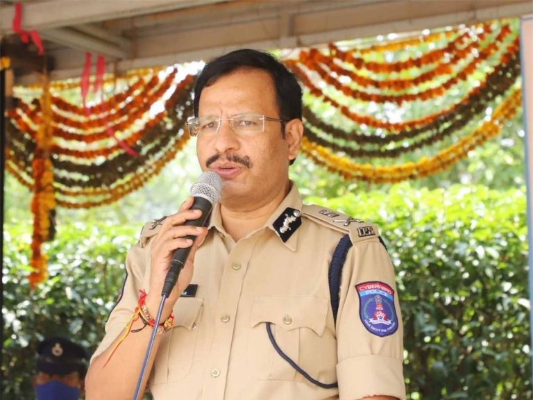 VC Sajjanar : రౌడీషీటర్లు వీసీ సజ్జనార్ వార్నింగ్..  అలా చేస్తే పీడీ యాక్ట్‌లే