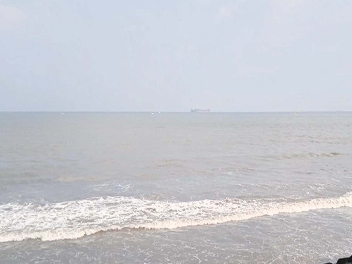 భూకంపం తరువాత కెరటాలు లేకుండా ఉప్పాడ సముద్రం… ఆందోళనలో మ‌త్స్య‌కారులు…