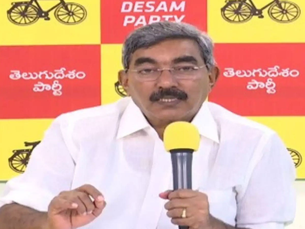 పోలీస్ అధికారులు సిగ్గు పడాలి… నేను సిగ్గు పడుతున్నా