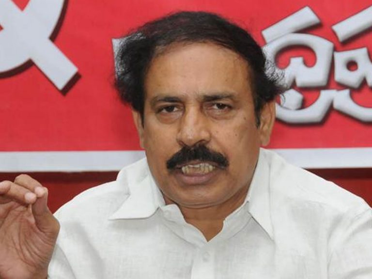 స్వాతంత్ర దినోత్సవం నాడు ఈ ఘటన జరగడం బాధాకరం…