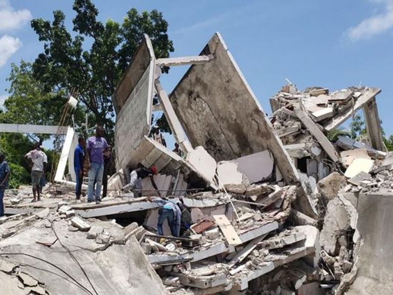 హైతీలో భారీ భూకంపం.. 304 మంది దుర్మరణం