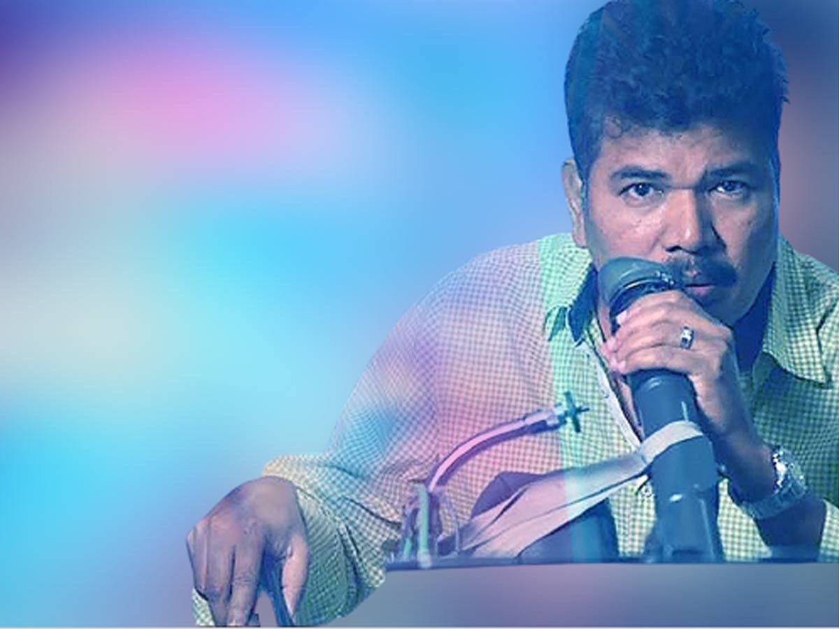 హై టెక్ డైరెక్టర్… శంకర్