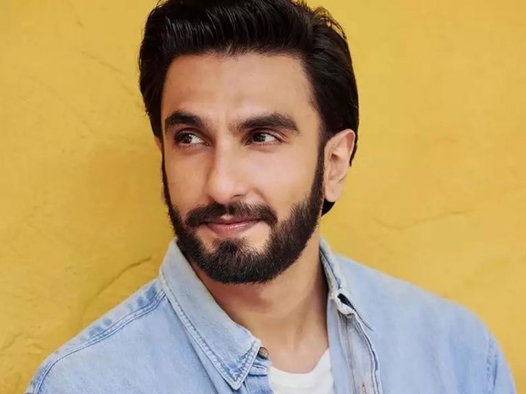 బధిరుల భాషకు గుర్తింపు… బాలీవుడ్ స్టార్ హర్షం!