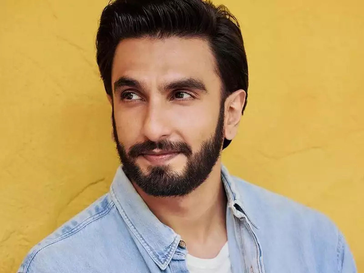 బధిరుల భాషకు గుర్తింపు… బాలీవుడ్ స్టార్ హర్షం!