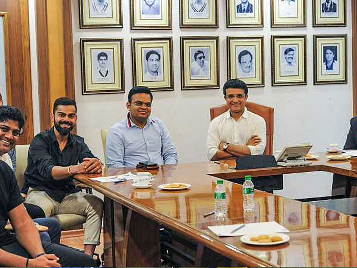 విరాట్ కోహ్లీతో గంగూలీ, జైషా భేటీ…