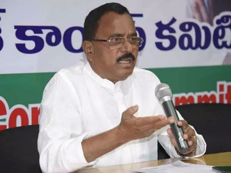 ఈటల లాగే మల్లారెడ్డి పై విచారణ జరపాలి…