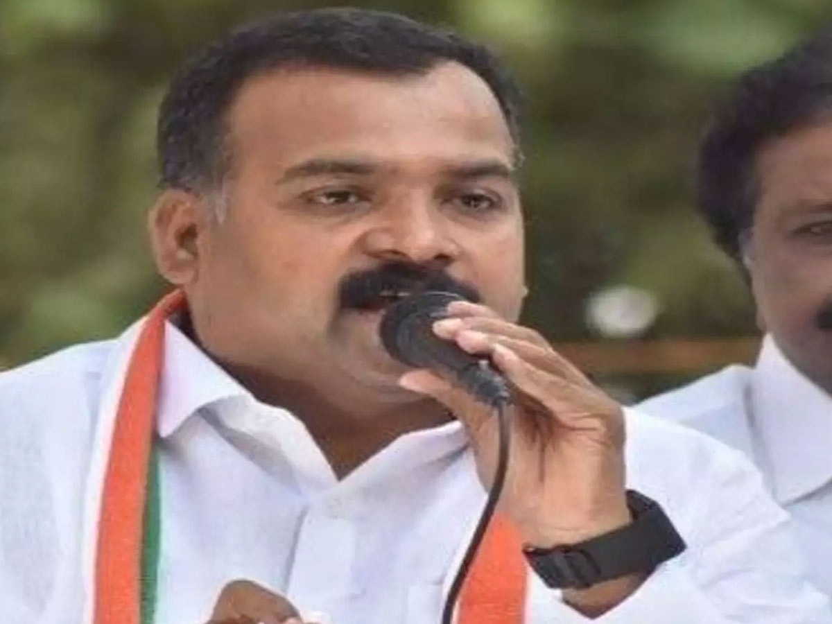 బీజేపీ, టీఆర్ఎస్ పార్టీలు ఒక్కటే…