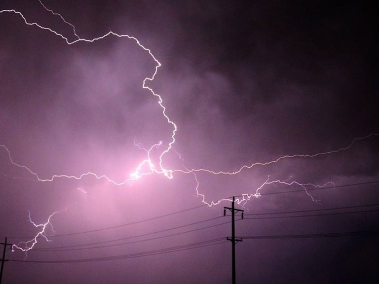 ఏపీకి ఉరుములు, మెరుపులుతో కూడిన వర్ష సూచన…