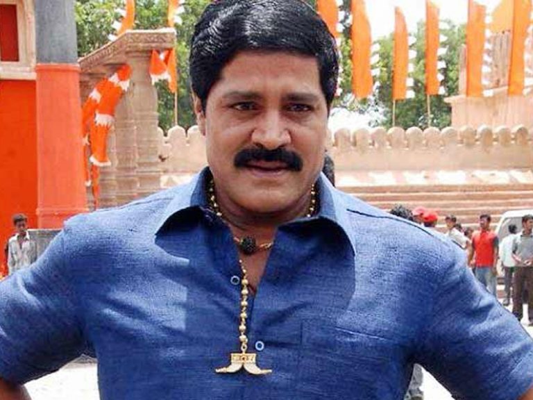 రియల్ స్టార్ … అంటే అతనే!