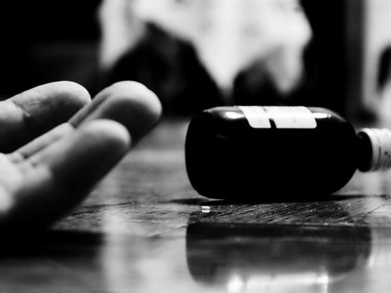 Student  Suicide: బిట్ కాయిన్ ట్రేడింగ్⁬లో నష్టం.. ఓ విద్యార్థి బలి