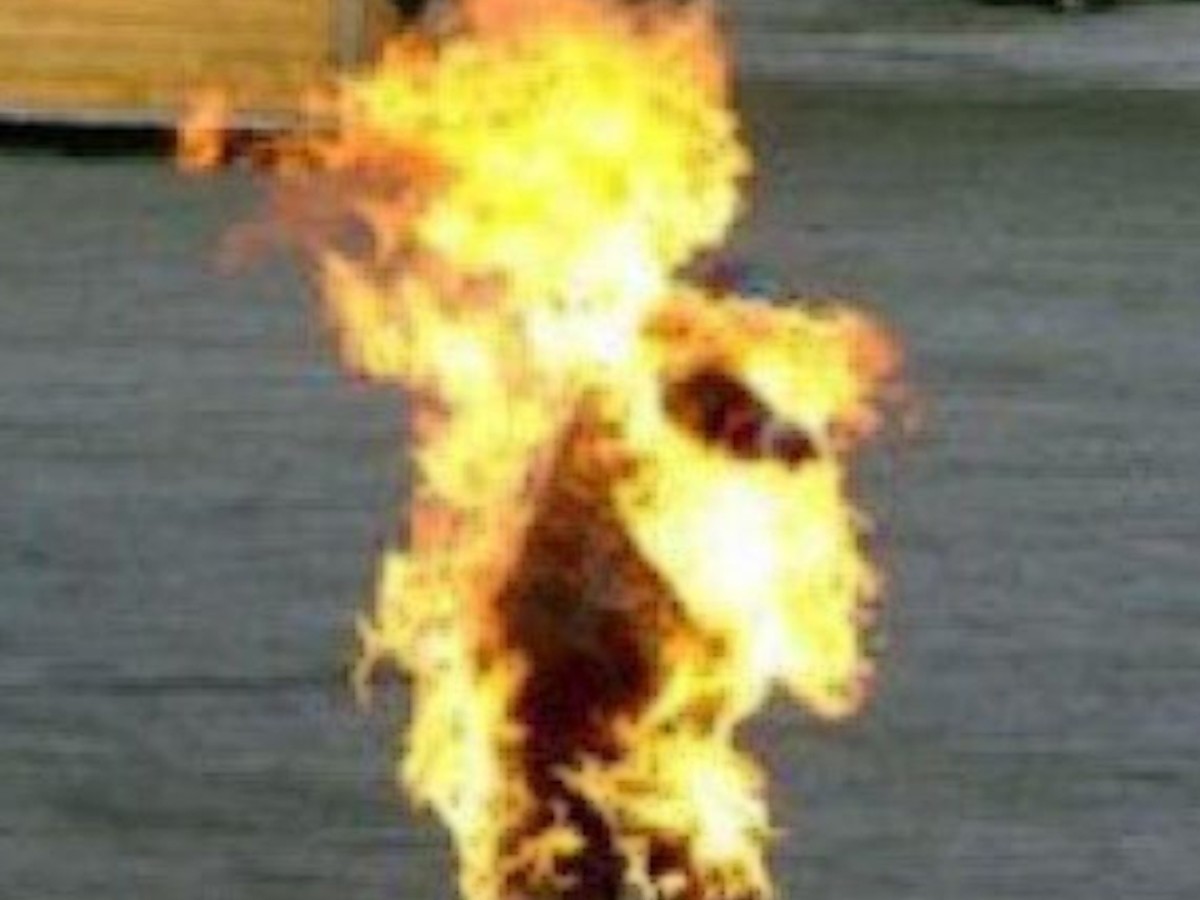 Puducherry : తాగి వచ్చి కొడుతున్నాడని.. మొగుడిపై కిరోసిన్ పోసి నిప్పంటిన భార్య