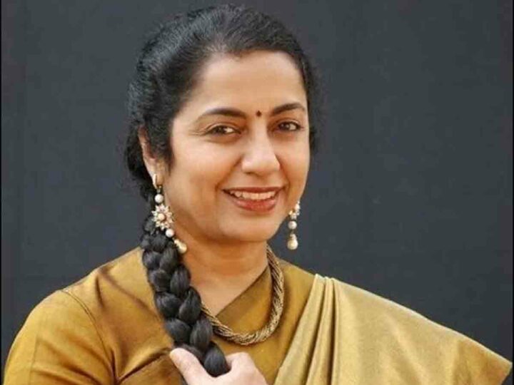 నవ్వుల రాణి సుహాసిని